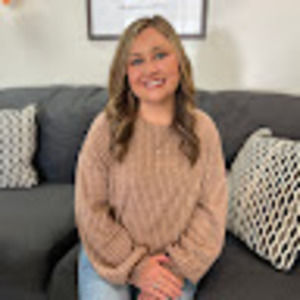 Meet your Posher, Kendra